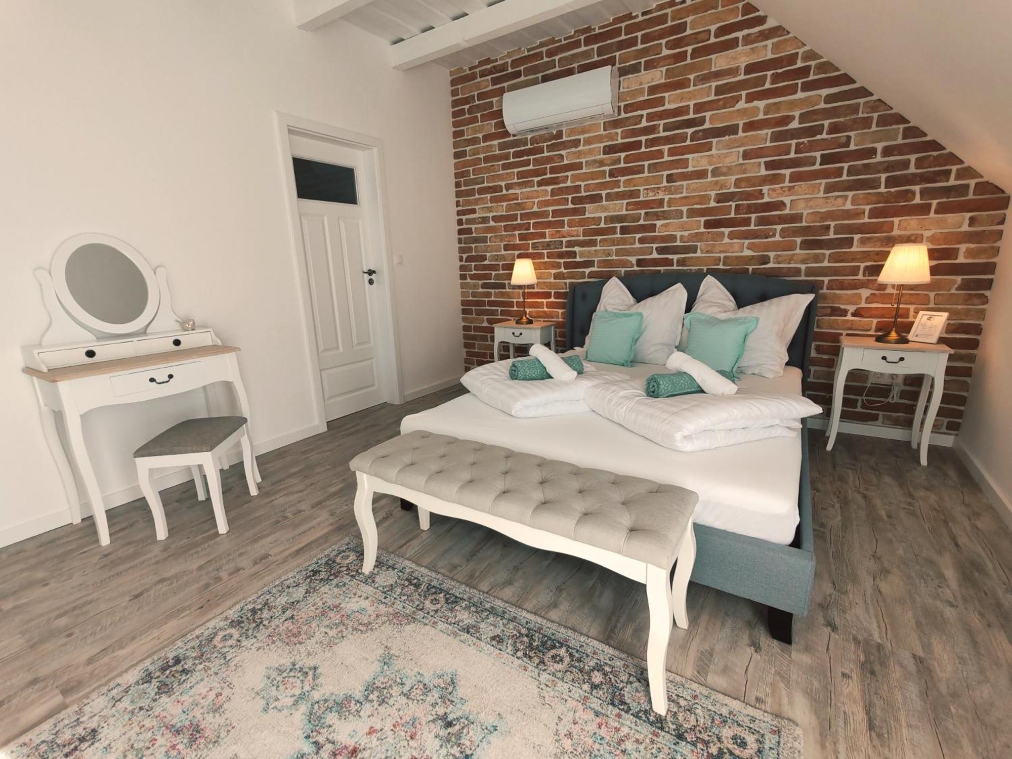 Hotel Elisoria Superiors Cserszegtomaj Esterno foto