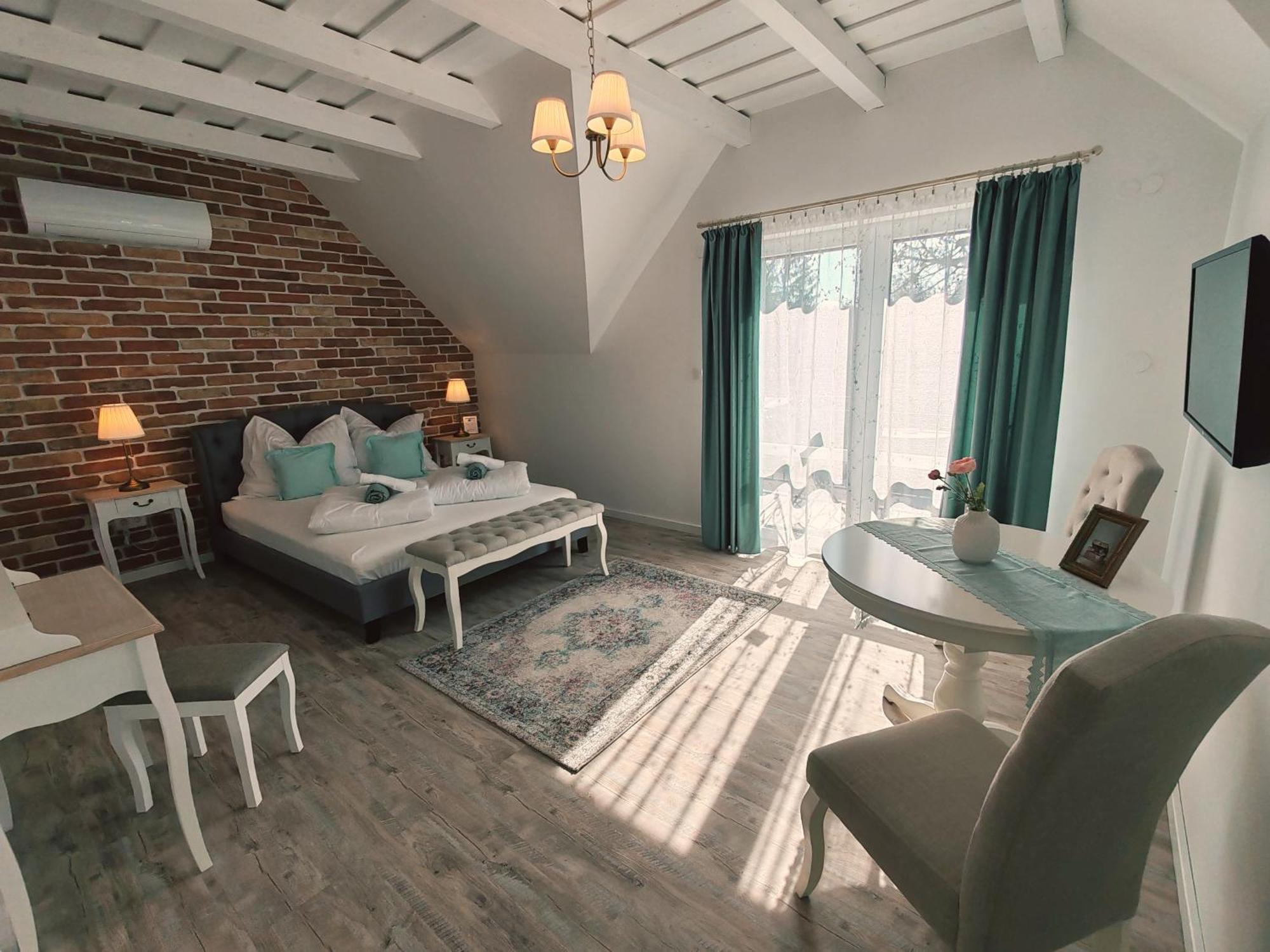 Hotel Elisoria Superiors Cserszegtomaj Esterno foto
