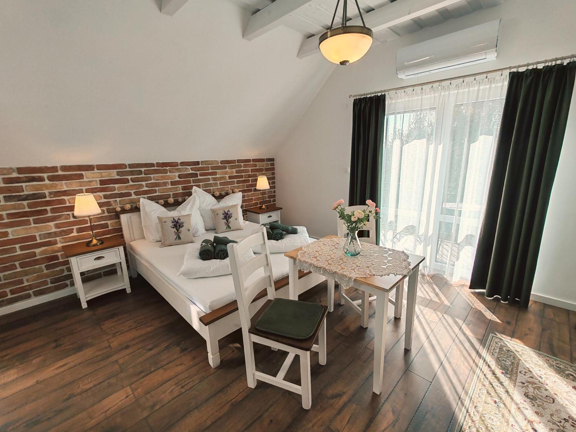 Hotel Elisoria Superiors Cserszegtomaj Esterno foto